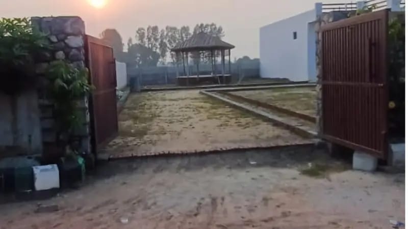 Da Foreste Internal Roads